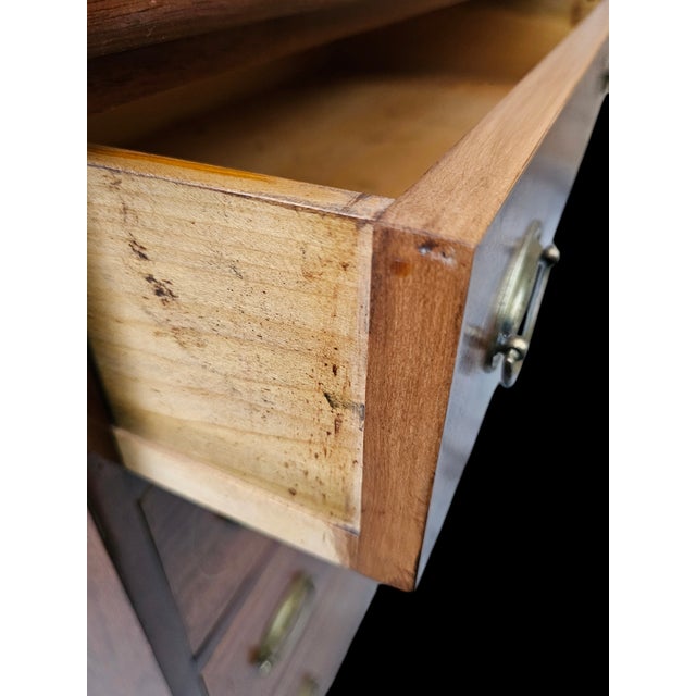 Federal Style Hepplewhite Inlaid Mahogany Chest of Drawers For Sale - Image 9 of 11