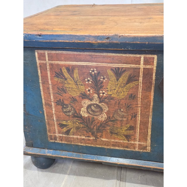 Antique 19th Century German or Austrian Original Blue Painted Pine Blanket Chest For Sale - Image 12 of 17