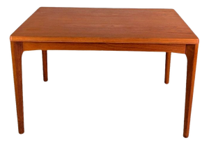 Vintage Extendable Dining Table in Teak by Henning Kjærnulf
