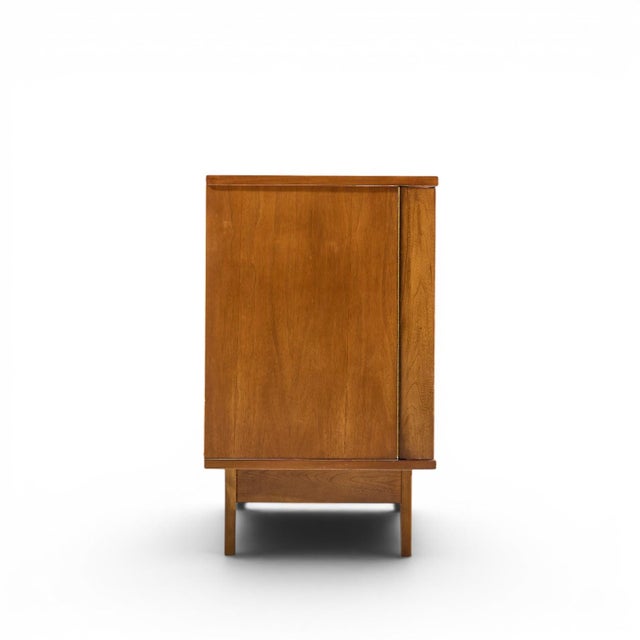 Mid 20th Century Young Manufacturing Mid Century Curved Walnut Credenza and Hutch For Sale - Image 5 of 12