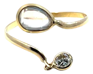 14k Yellow Gold Moonstone & Diamond Ring, Size 5