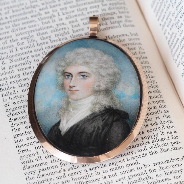 Antique Georgian Portrait Miniature Pendant with 14K Gold Frame, 1800 For Sale - Image 6 of 18