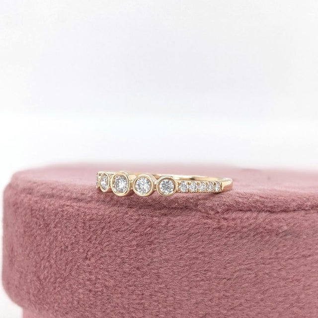 Diamond Band Ring in Solid 14k Yellow Gold Round 2.6mm Earth Mined Diamonds Size 6.75 For Sale - Image 4 of 7