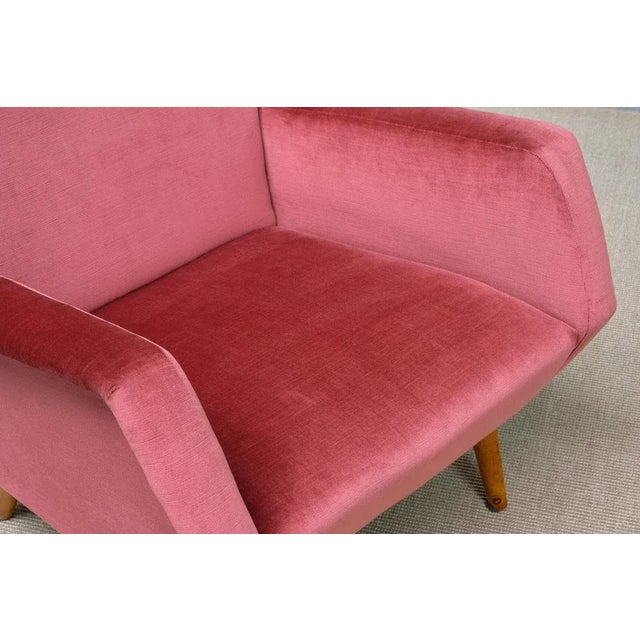 Set of Vintage Chairs in Coral Red Velvet and Beech by Gio Ponti for Asko, 1950s For Sale - Image 12 of 17