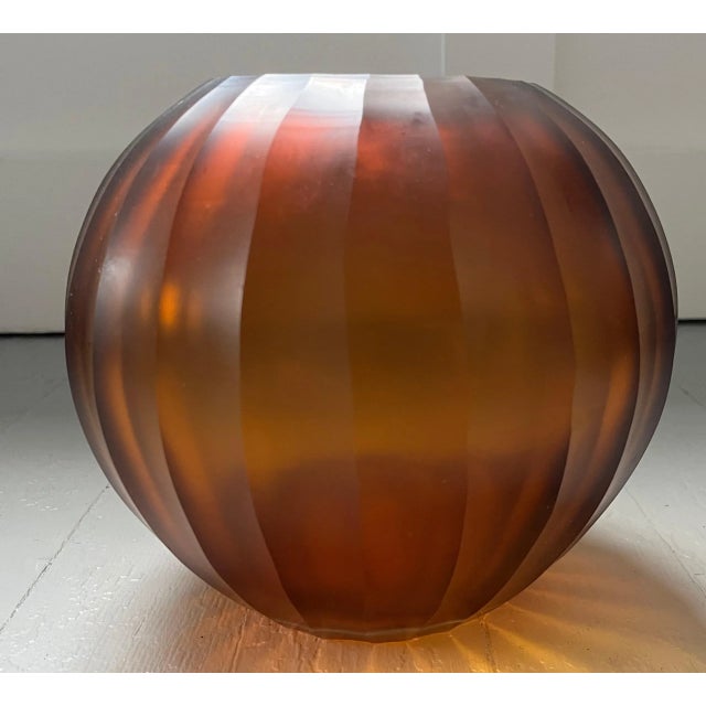 French Art Deco Amber Glass Faceted Rose Bowl Vase For Sale - Image 13 of 13