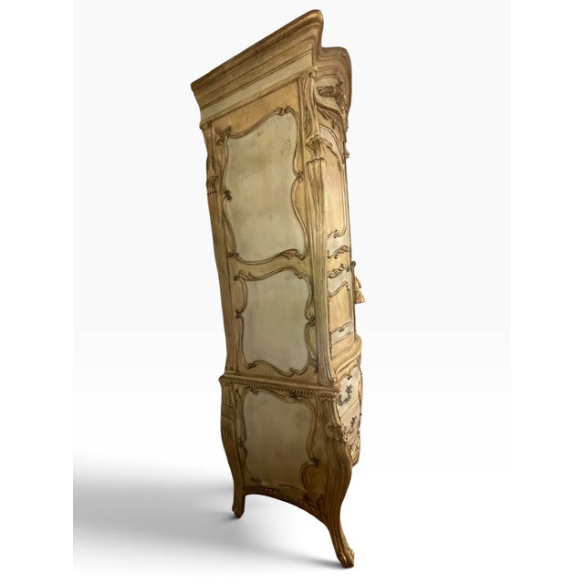 Ferguson Copeland Louis XV Style Painted and Parcel-Gilt Bombé Armoire For Sale In Charlotte - Image 6 of 18