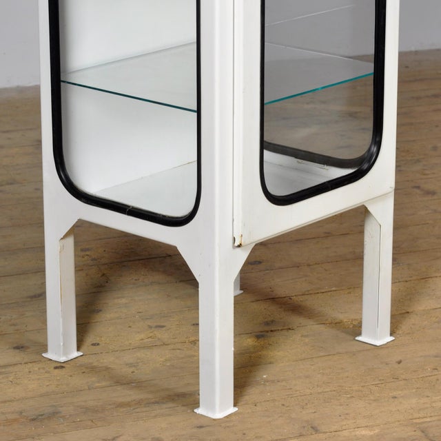 Vintage Medical Cabinet in Glass, 1970s For Sale - Image 6 of 10