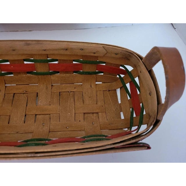 1990s Vintage 19th Century Handmade Woven Holiday Basket With Leather Handles For Sale - Image 5 of 8