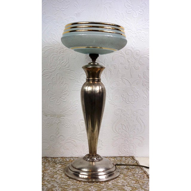 French Silver and Glass Shade Table Lamp from Unbekannt, 1920s For Sale - Image 9 of 12