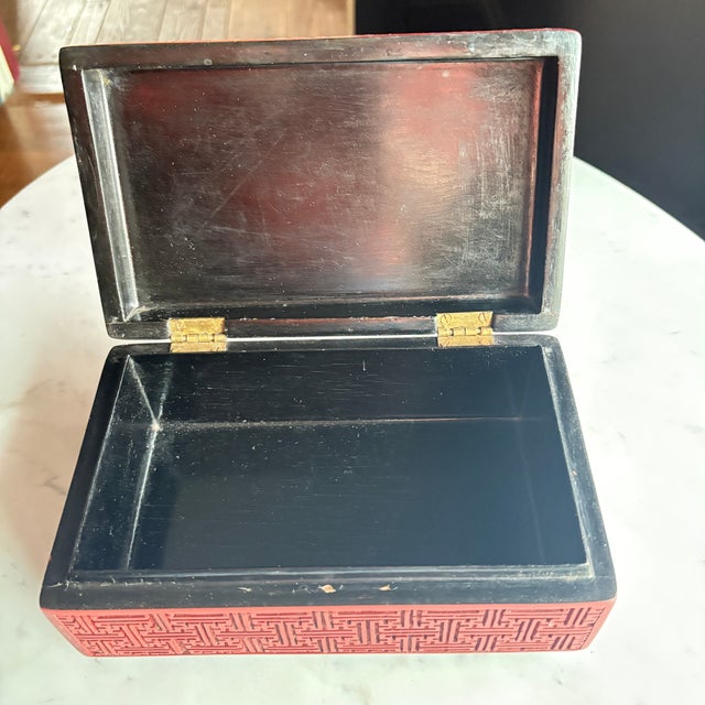 Vintage Chinese Carved Cinnabar Lacquer Box With Peony Motif For Sale - Image 4 of 4