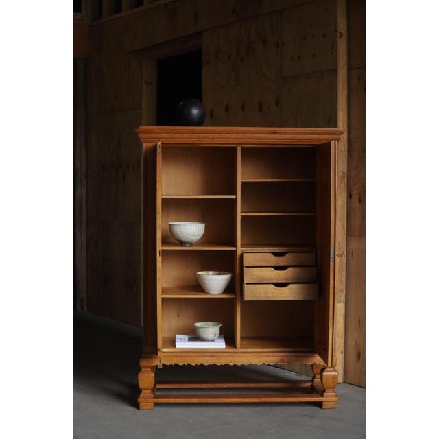 Mid-Century Modern Danish Oak Cabinet with Carved Doors and Decorative Base, 1950s For Sale - Image 4 of 17