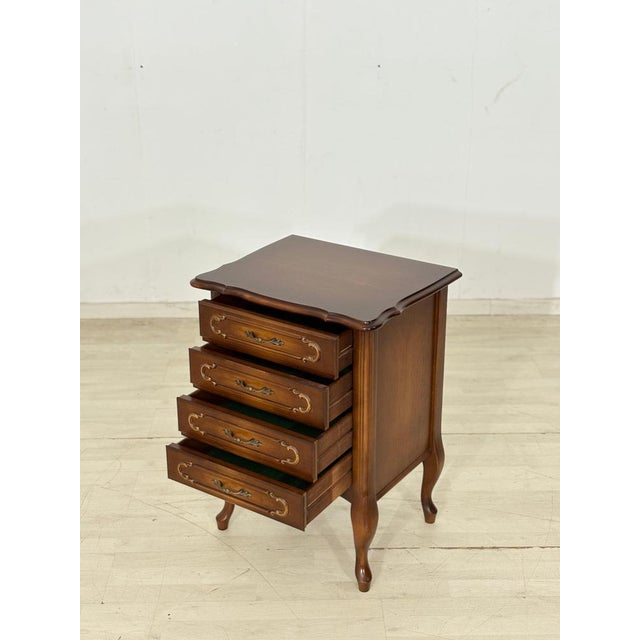 Chippendale Chest of Drawers / Vintage Washstand / Living Room Cabinet For Sale - Image 4 of 9