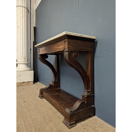 Empire Console from DLG Jacob Desmalter, in Very Good conditions.