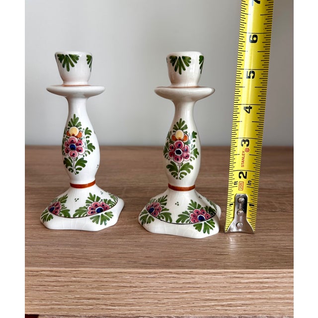 Vintage De Candelaer Delft Polychrome Floral Ceramic Candlesticks – Pair, Netherlands For Sale - Image 10 of 18