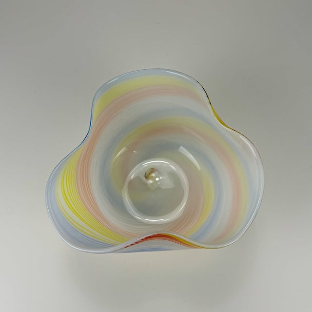 Mid-Century Swirl Murano Glass Fazzoletto Bowl or Vase attributed to Gino Cenedese, 1970s For Sale - Image 6 of 8