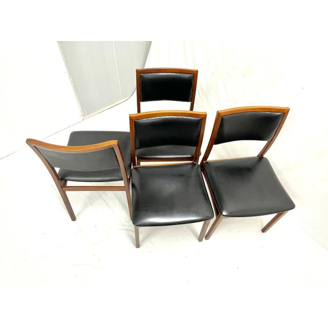 Vintage Wooden Chairs in Skai, Italy, 1960s, Set of 4 For Sale - Image 3 of 17