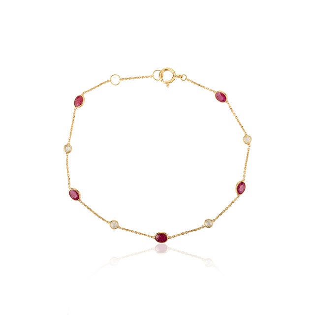 Art Deco Natural Ruby Diamond Chain Bracelet in 18k Solid Yellow Gold For Sale - Image 3 of 9
