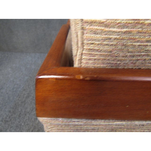 Wood Mid 20th Century Pair of Mid-Century Lounge Chairs in the Style of Paul McCobb - 2 Pieces For Sale - Image 7 of 8