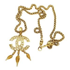 Chanel Vintage Gold Plated CC Filigree Pendant Spear Dangle Long Necklace