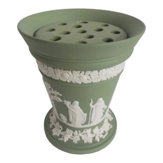 Vintage Wedgwood Sage Green Jasperware Frog Vase For Sale