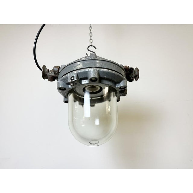 Dark Grey Cast Aluminium Explosion Proof Lamp from Elektrosvit, 1970s For Sale - Image 6 of 18