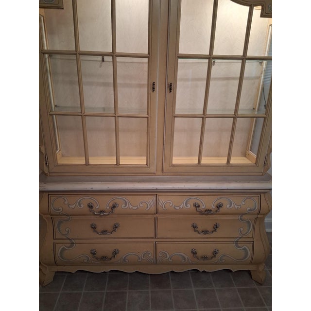 French Provincial Drexel Vintage China Cabinet For Sale - Image 3 of 12
