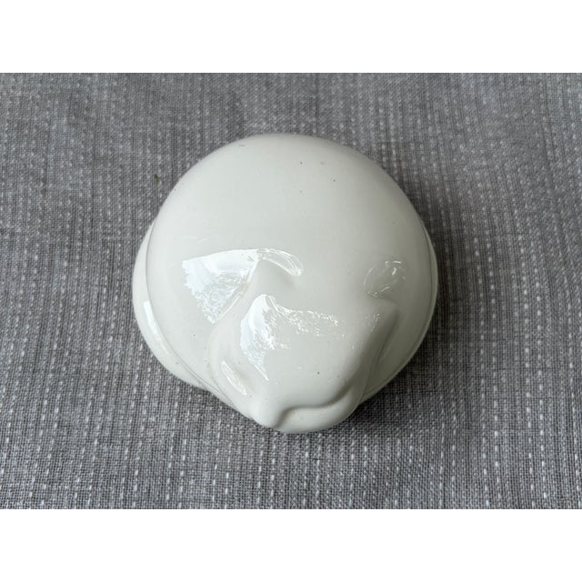 White 1977 Tiffany & Co Porcelain Sleeping Cat Trinket Box For Sale - Image 8 of 12