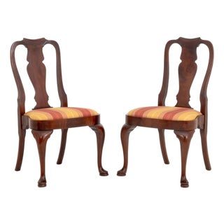 Pair of Queen Anne Style Flame Mahogany Side Chairs For Sale