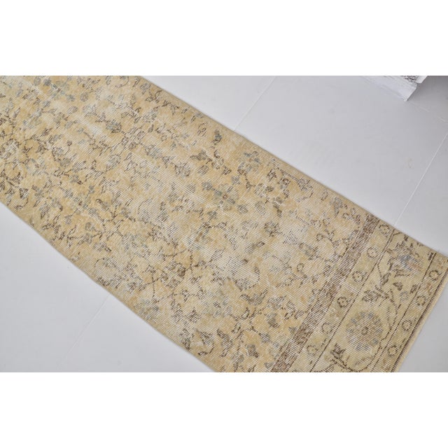 1960s Grey Vintage Handknotted Wool Runner For Sale - Image 5 of 10