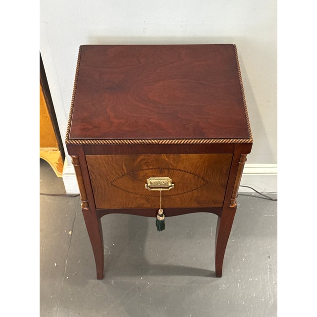 1940s Vintage Berkey and Gay Crotch Mahogany Side Table For Sale - Image 10 of 10