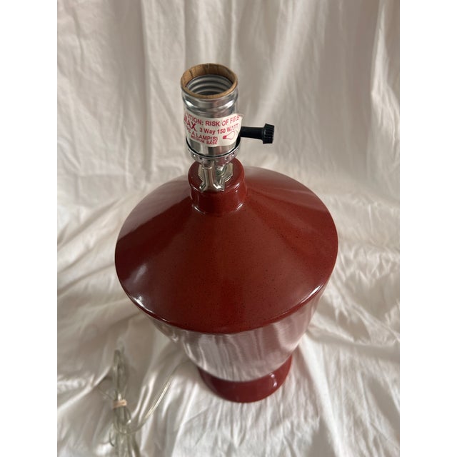 Vintage Postmodern Oxblood Ceramic Table Lamp For Sale In Boise - Image 6 of 8