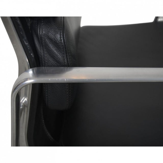 EA219 Office Chair in Black Leather by Charles Eames, 2000s For Sale - Image 11 of 18