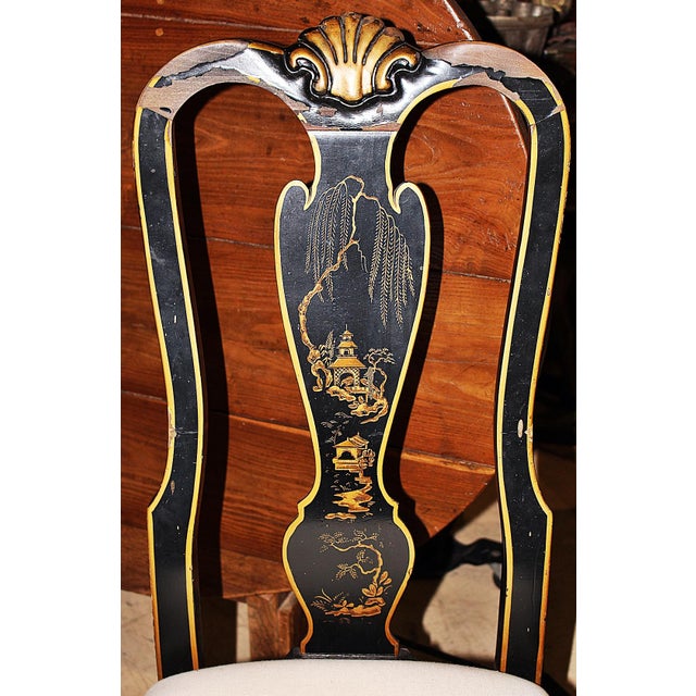 1950s Queen Anne Chinoiserie Painted Dining Chairs- Set of 4 For Sale In West Palm - Image 6 of 6