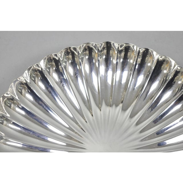 Antique Elkington English Regency 10.5" Round Scalloped Silver Plated Bowl Dish For Sale - Image 4 of 11