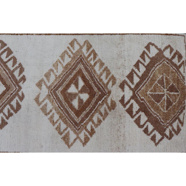 Tribal Vintage Turkish Tulu Runner With Ivory Field and Soft Brown Diamond Motifs For Sale - Image 3 of 11