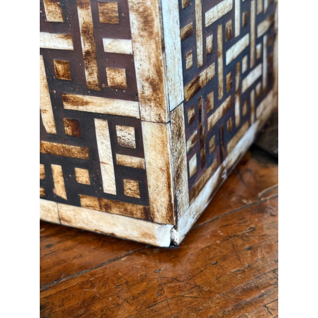 Tessellated Bone Trinket Box - Maitland-Smith Basketweave 6” Square For Sale - Image 10 of 12