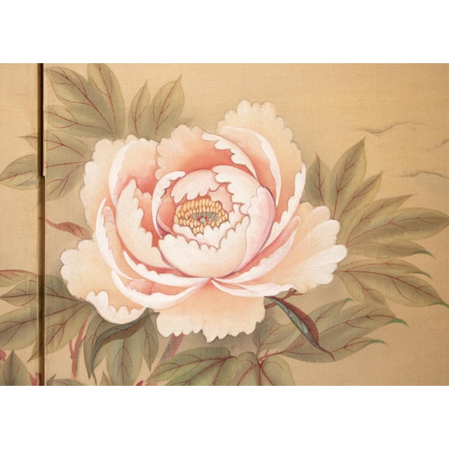 1950s "White Peacock & Peony" by Ryumin, Large Vintage Japanese Painted Silk Byobu Screen For Sale - Image 5 of 18