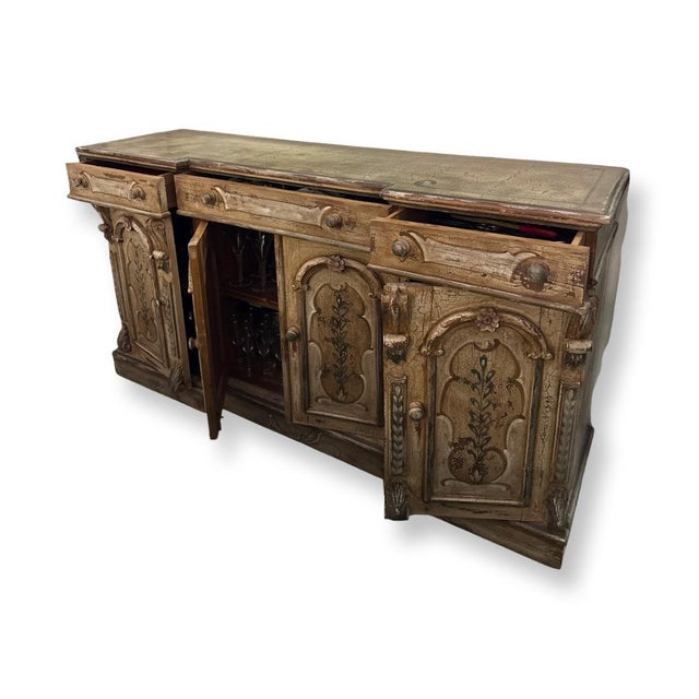Vintage Venetian Credenza 3 drawers 2 lateral doors and one double central door Venetian Painted and Carved on wood.