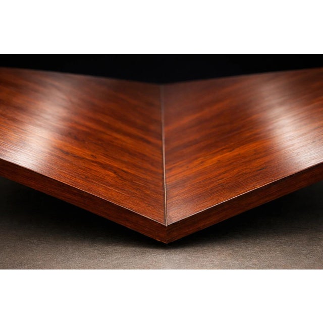 Brazilian Modern Coffee Table in Rosewood, Glass & Metal, Attributed to Joaquim Tenreiro, 1960s For Sale - Image 10 of 16