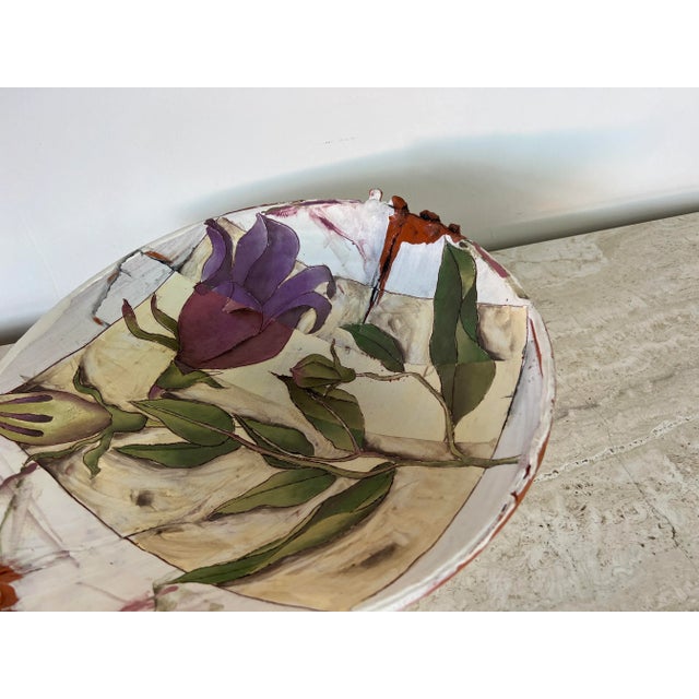 Lovely artistic pottery Bowl. Available for sale this beautiful mid-century art handmade and painted decorative pottery...