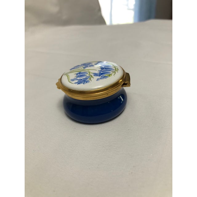 Victorian 1980s Kingsley Enamel Blue Box For Sale - Image 3 of 4