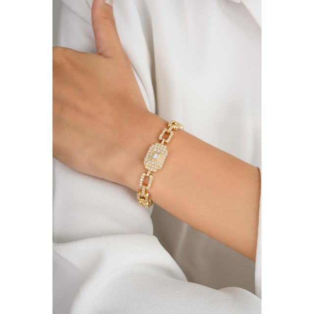 Boho Chic Solid 18k Yellow Gold Interlocking Link Chain Diamond Wedding Bracelet For Sale - Image 3 of 12