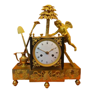 Early 19th Century Circa 1805 French Gilt Bronze Garden Angel Table Clock