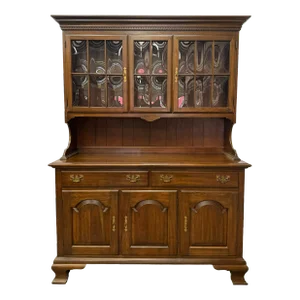 Vintage Pennsylvania House Traditional American Style Solid Cherry China Hutch / Display Cabinet