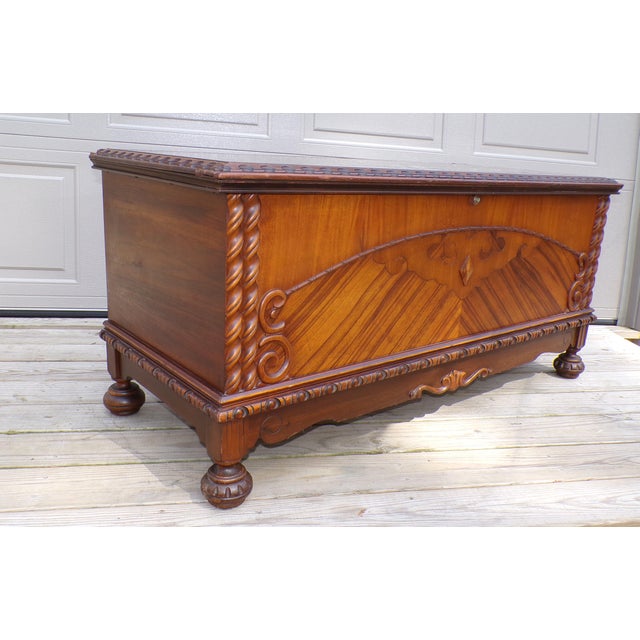 Wood Vintage Lane Art Deco Walnut Cedar Trunk Hope Chest Blanket Chest Bed Bench For Sale - Image 7 of 18