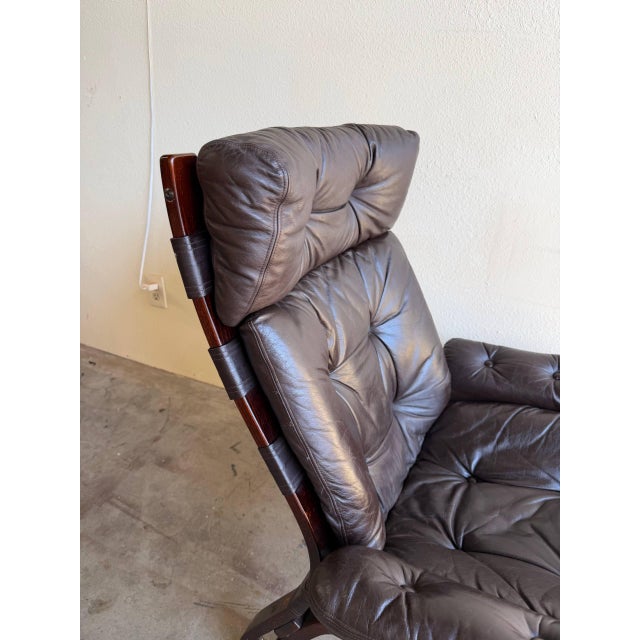 Mid-Century Modern Kengu Lounge Chair in Style of E. & N. Solheim - Vintage 1960s Scandinavian Leather Chair For Sale - Image 3 of 9