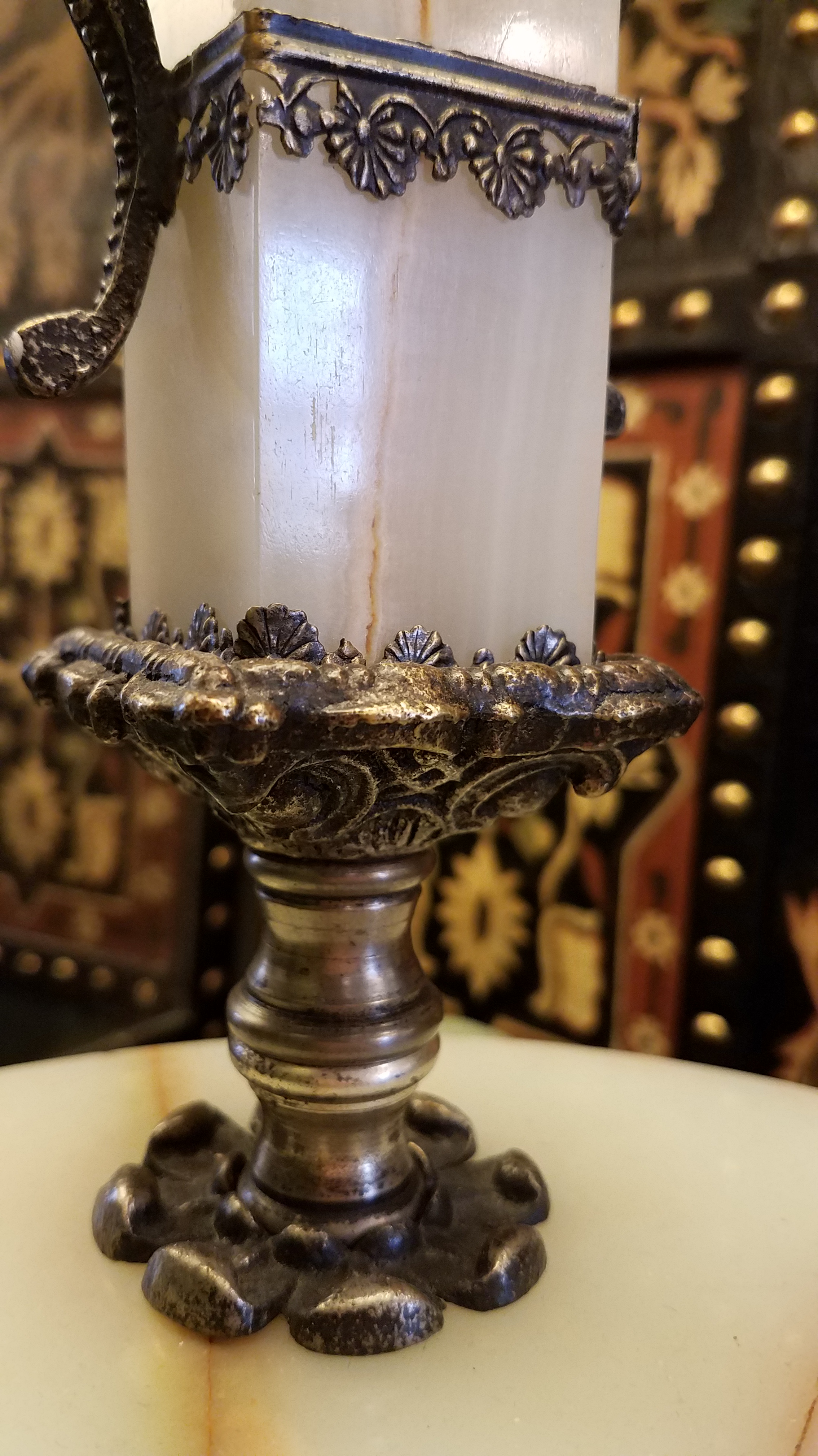 white onyx table lamp
