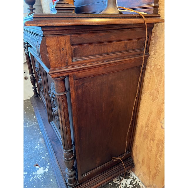 1900 - 1909 European Carved Wood Hutch or Cabinet For Sale - Image 5 of 8
