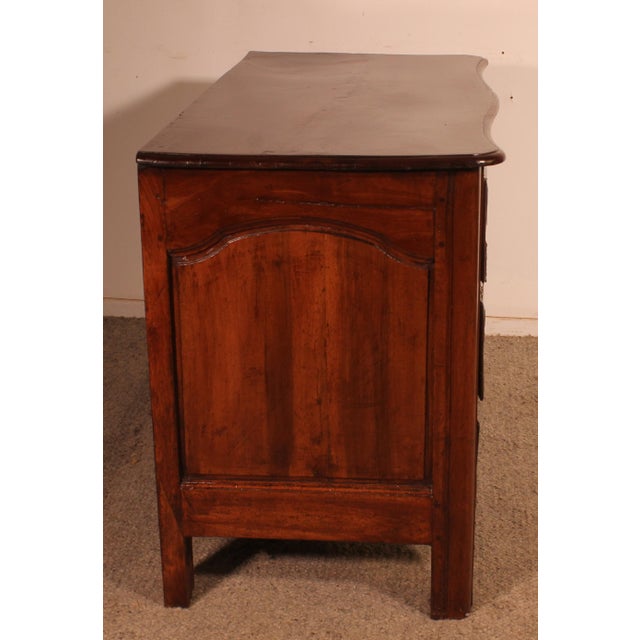 Wood Parisian Regency Walnut Chest of Drawers, 1700s For Sale - Image 7 of 12