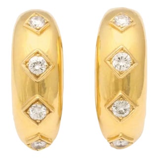 David Webb Gold and Diamond Clip-on With Post Earrings - A Pair of 2 For Sale